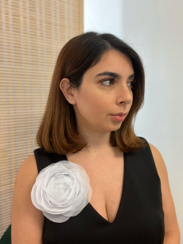 Handmade fabric white flower brooch pin full size
